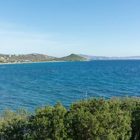 Seashore * Tinos